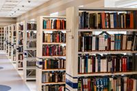 library-488690_960_720